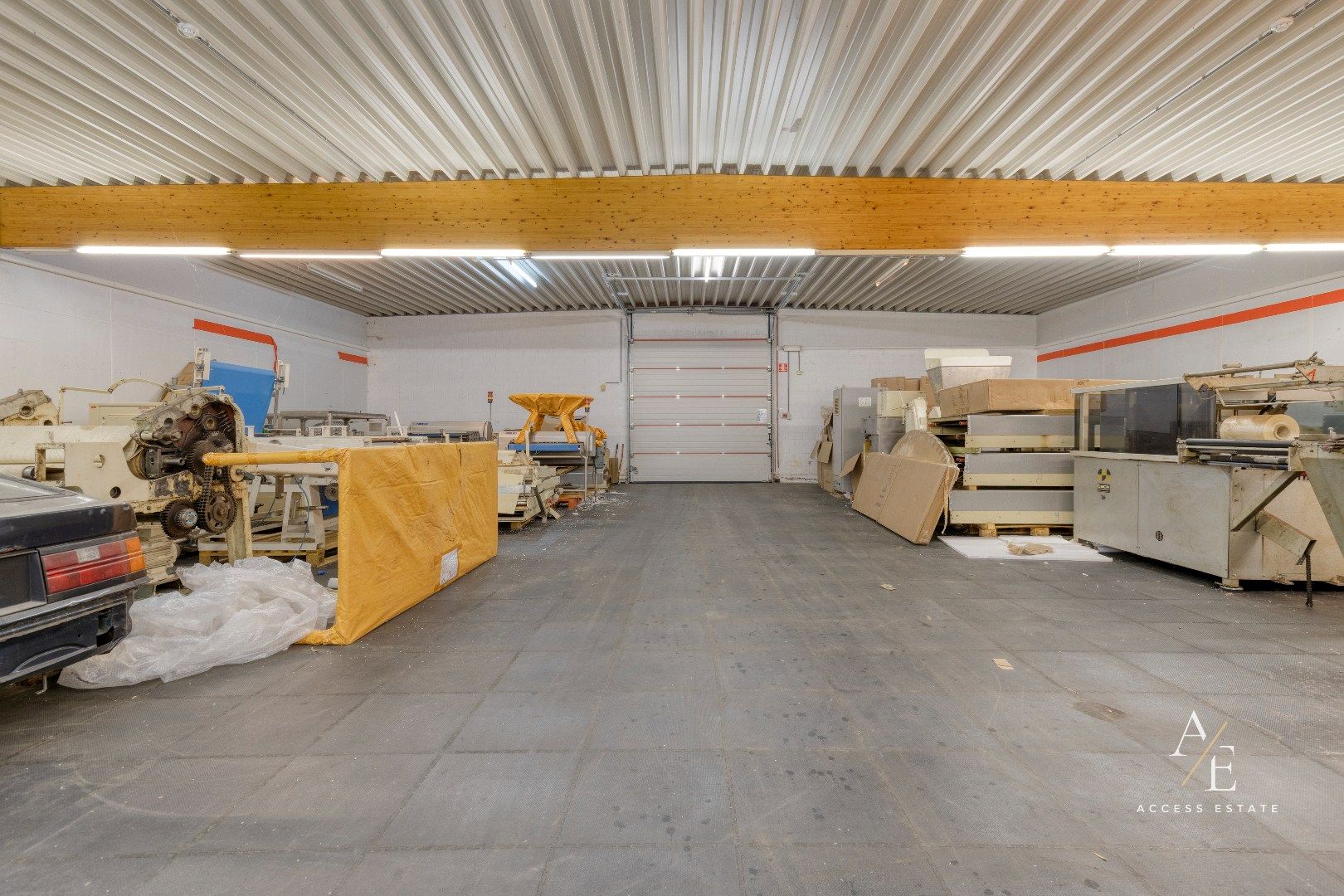 Commercieel gelegen grootwarenhuis op 4.255 m² (Kortrijksesteenweg) foto 15