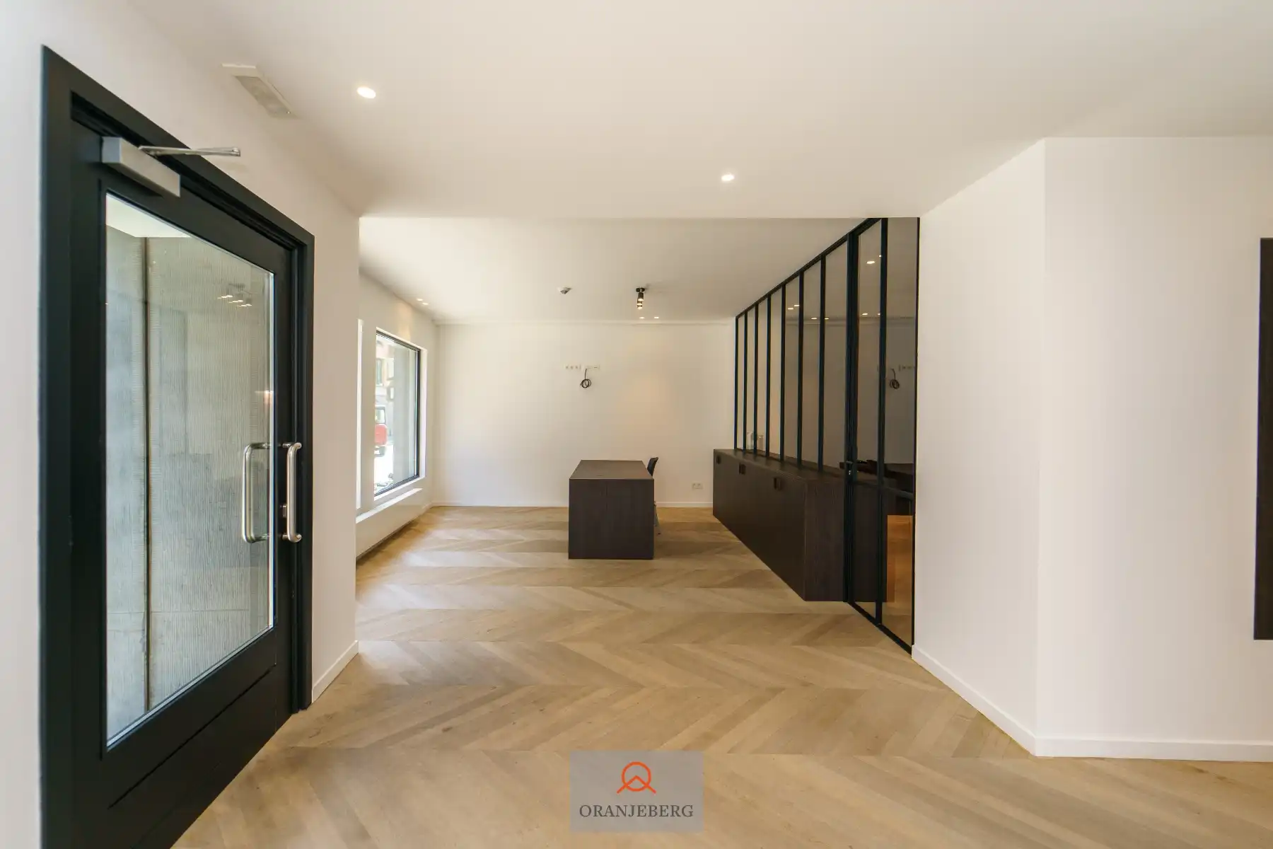 Prachtig handelsgelijkvloers in centrum Gent foto 11