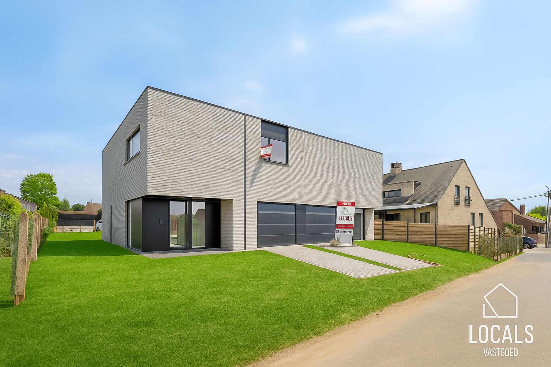 Energiezuinige en instapklare halfopen nieuwbouwwoning foto {{pictureIndex}}