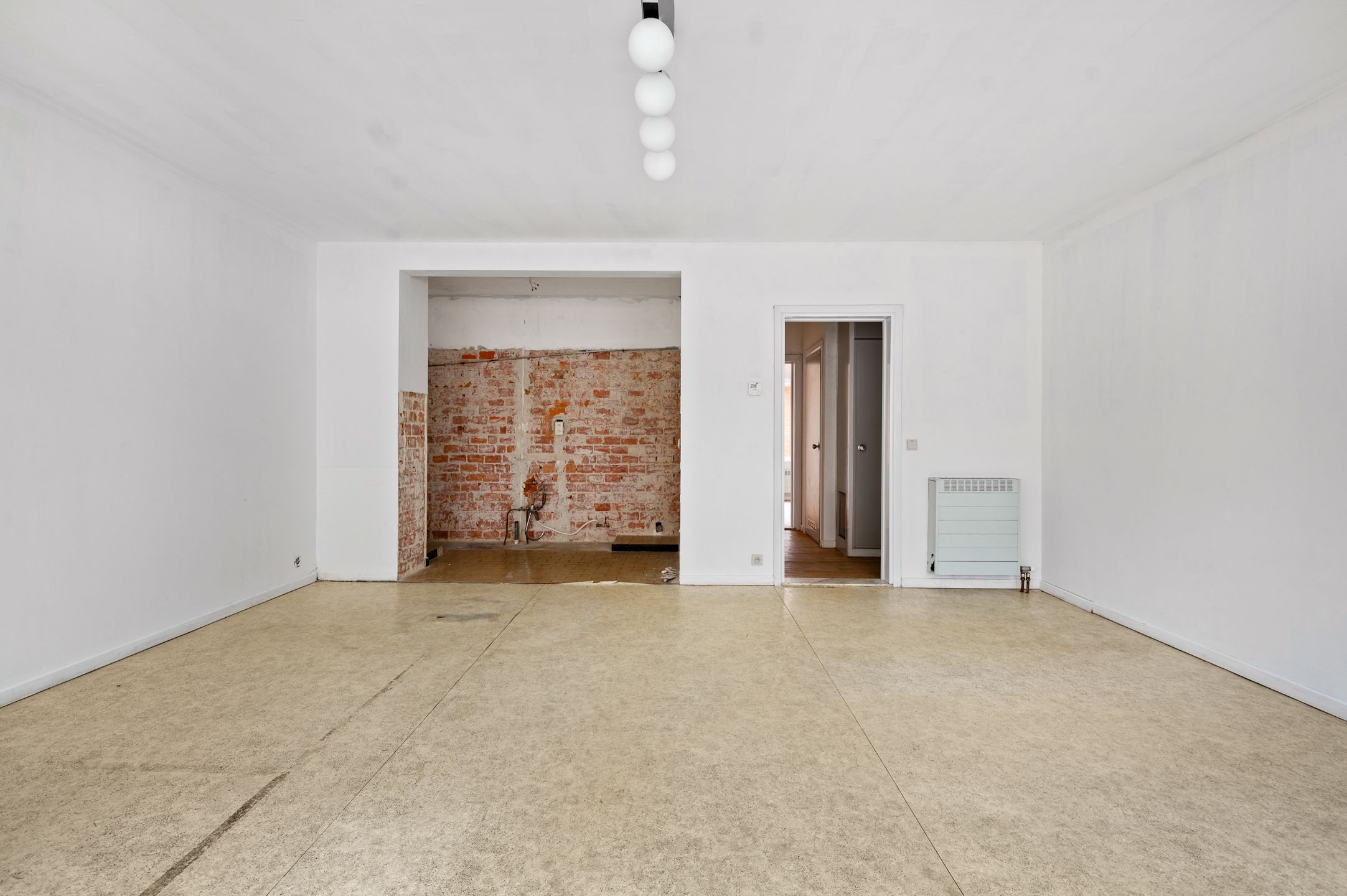 Centraal wonen met potentieel in hartje Putte-Kapellen. foto 6