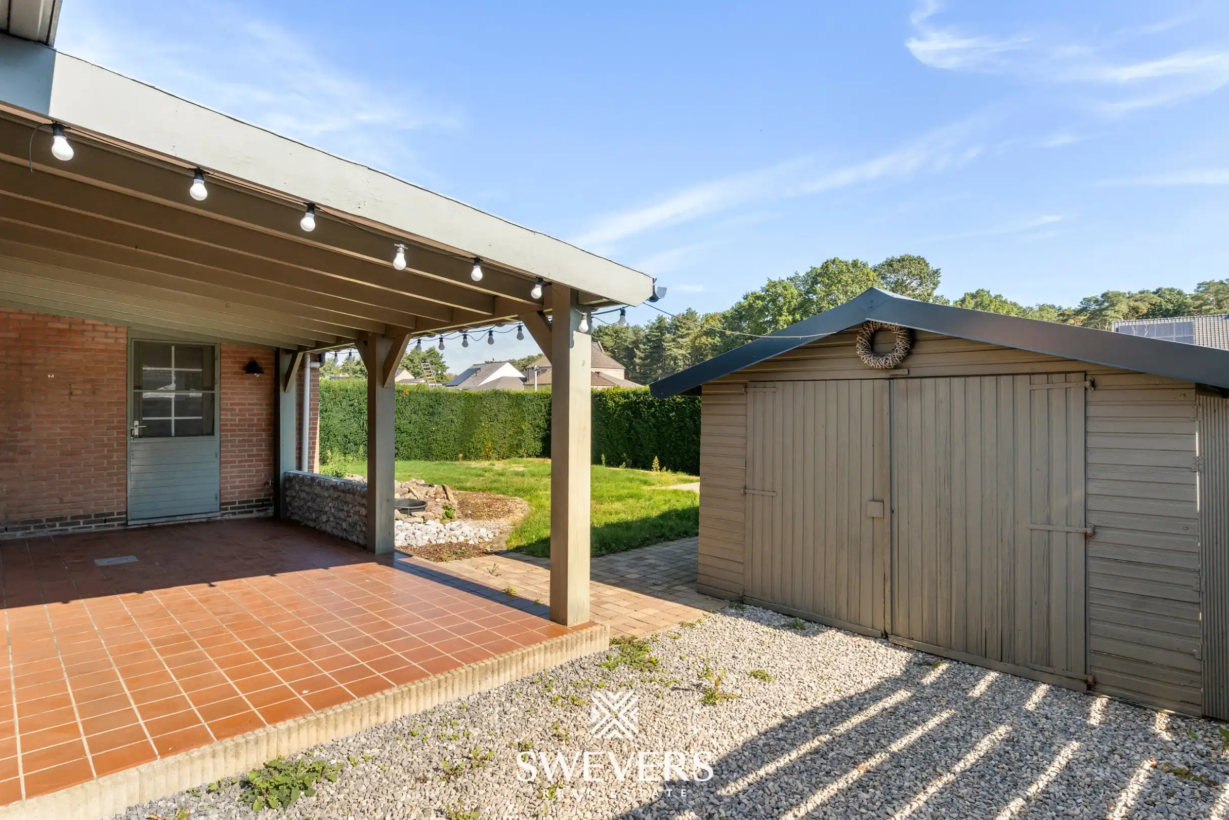 Te renoveren gelijkvloerse bungalow met 3 slaapkamers foto 23