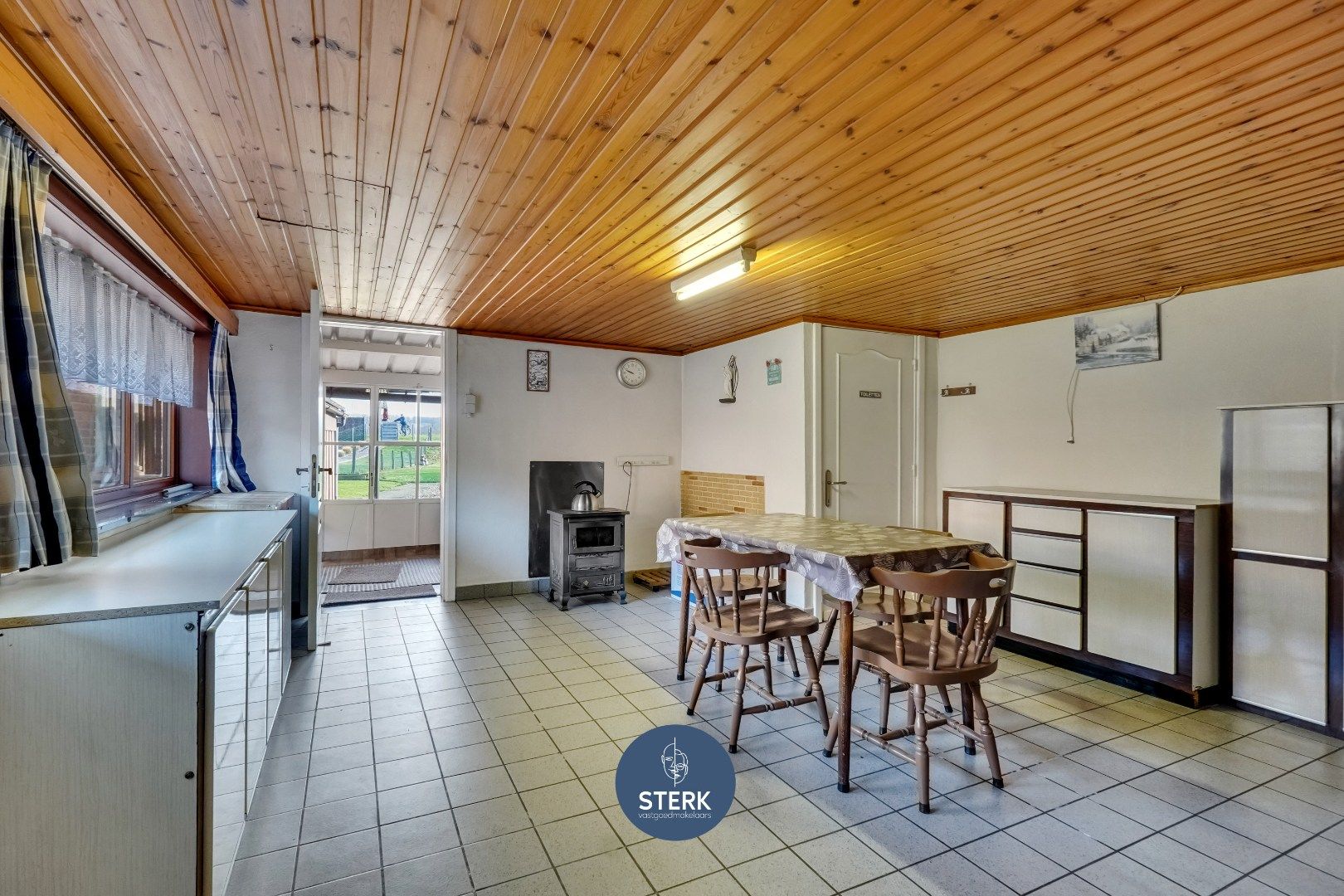 OP TE KNAPPEN GEZINSWONING AAN DE MAAS TE UIKHOVEN !  foto 11