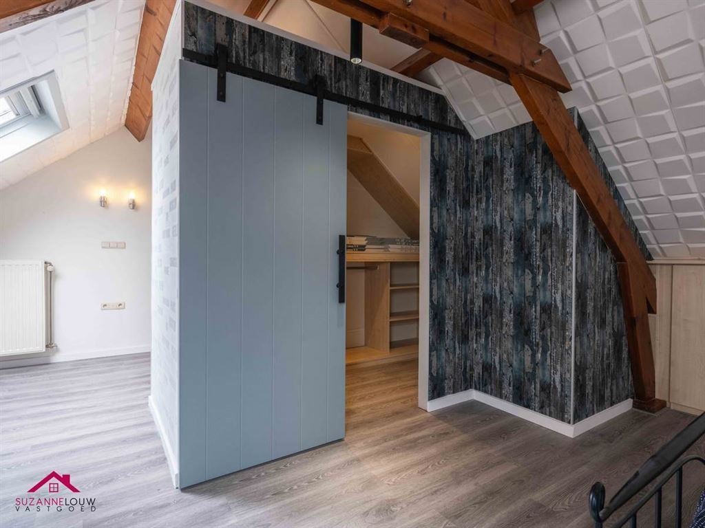 Gerenoveerde vrijstaande woning foto 40