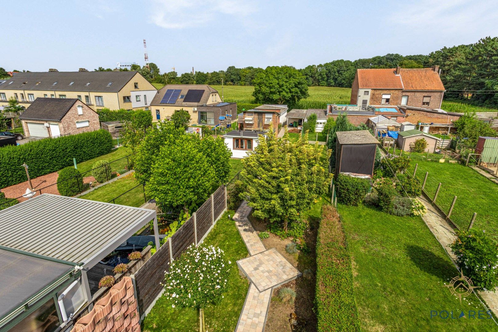 Instapklare woning met 5 slaapkamers en leuke tuin! foto 33