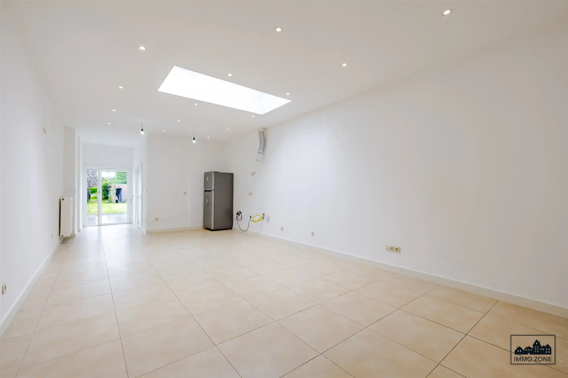 Gerenoveerde 4 slaapkamer woning foto 6