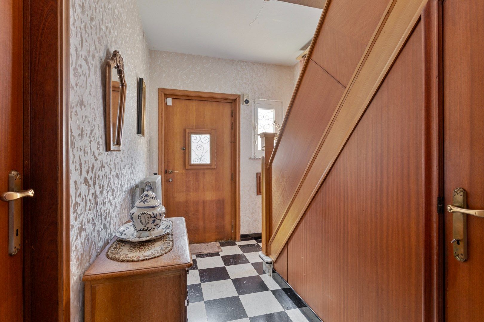 Ruime woning met bebouwbare tuin en achterliggende gronden foto 15