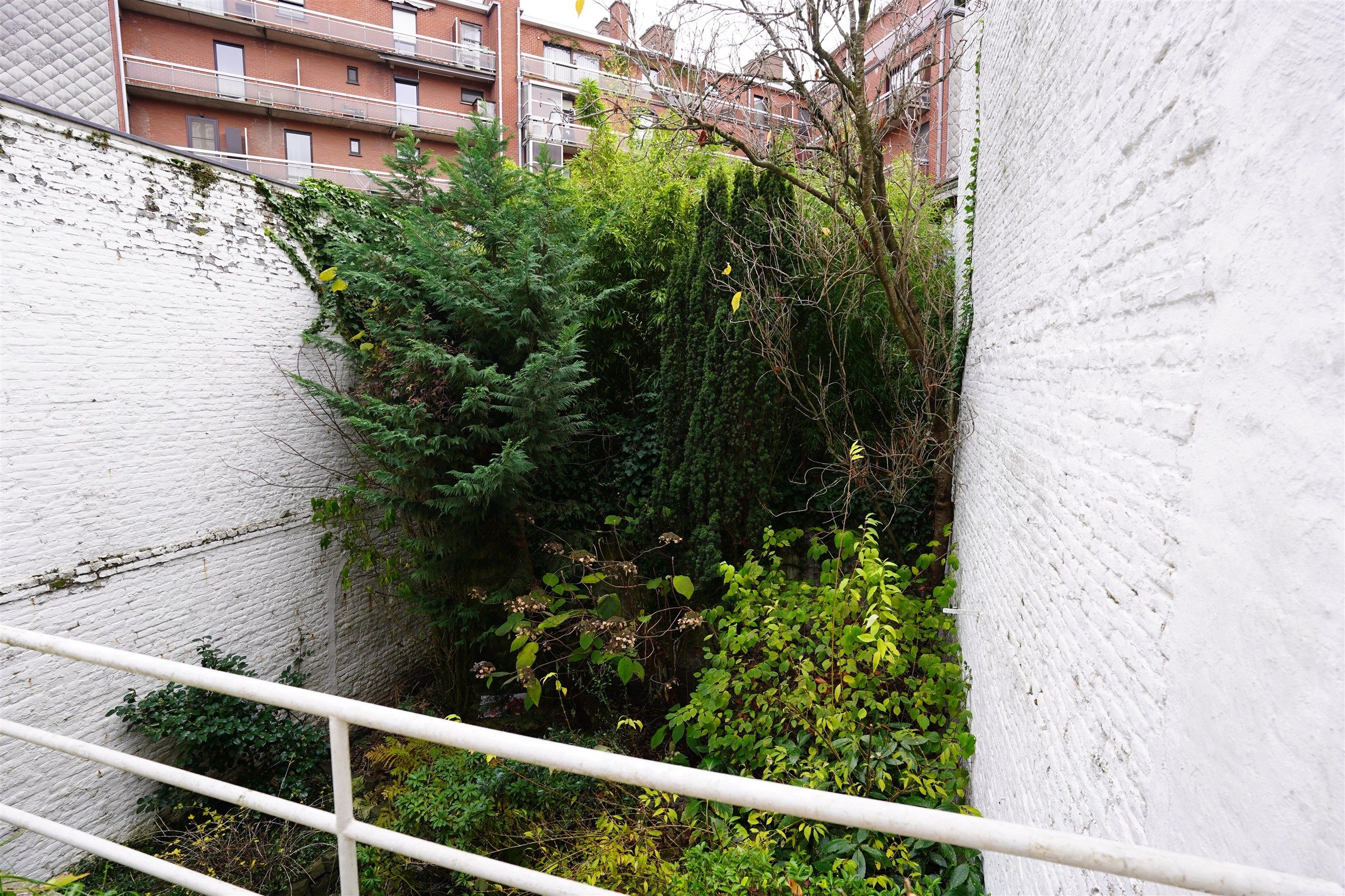 Grote stadswoning met uitzonderlijke ontwikkelingskans. foto 3