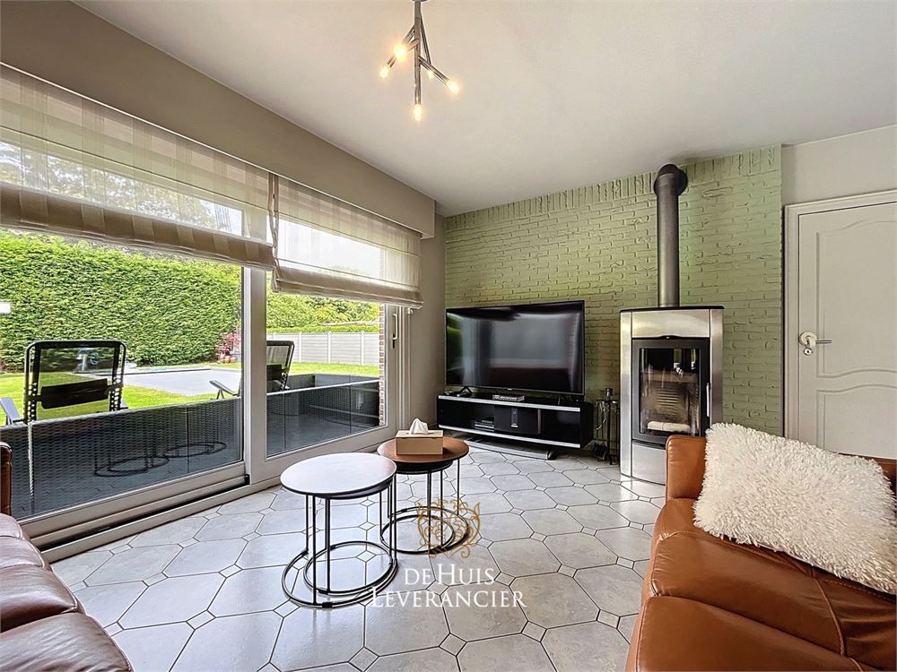 Exclusief wonen in Kontich ? Luxe, rust & ruimte met tuin met zwembad te koop ! foto 11