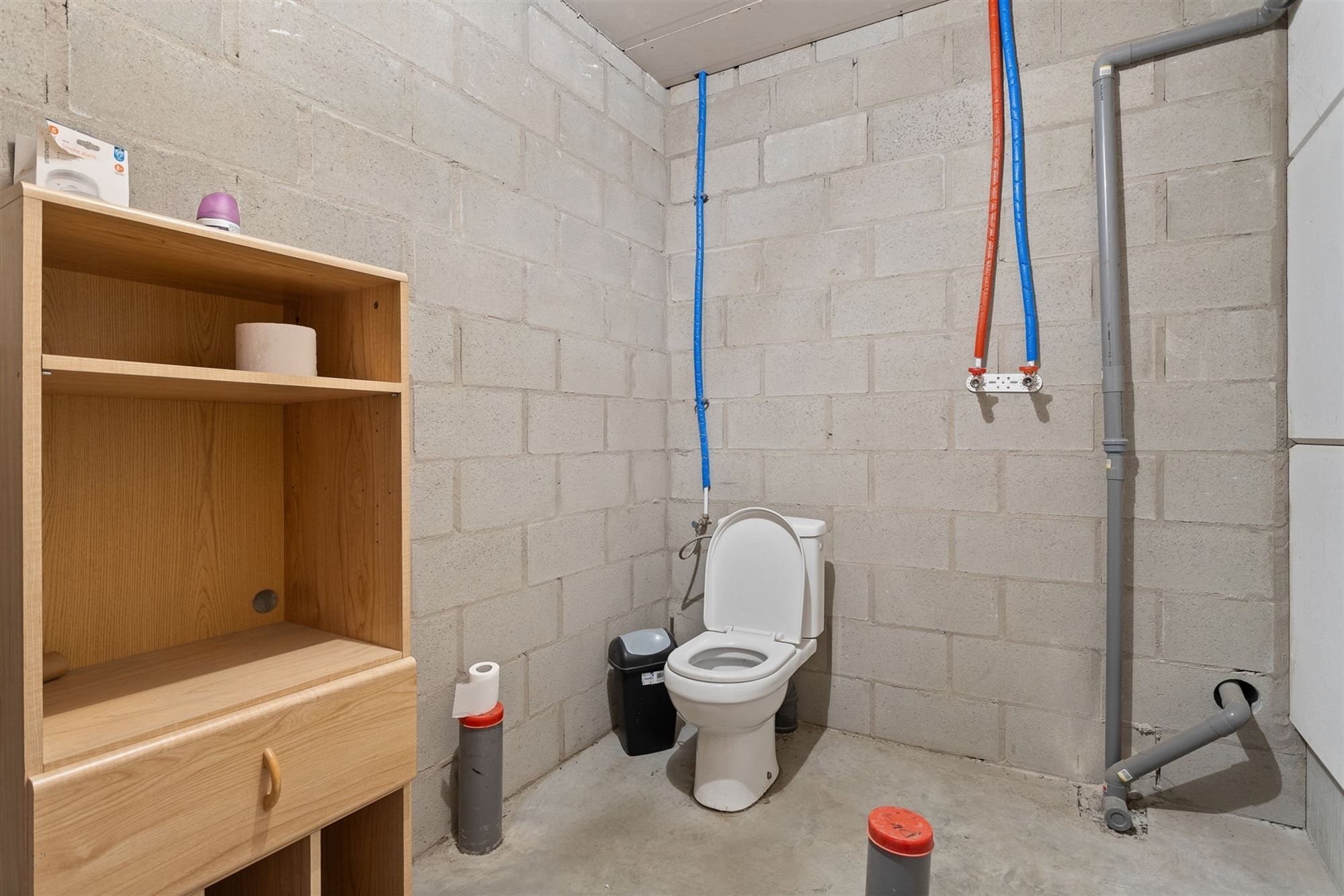 KMO-UNIT VAN 207 M2 MET BUREEL VAN 35M2 OP UITERST CENTRALE EN SNEL TOEGANKELIJKE LOCATIE TE HAM foto 21