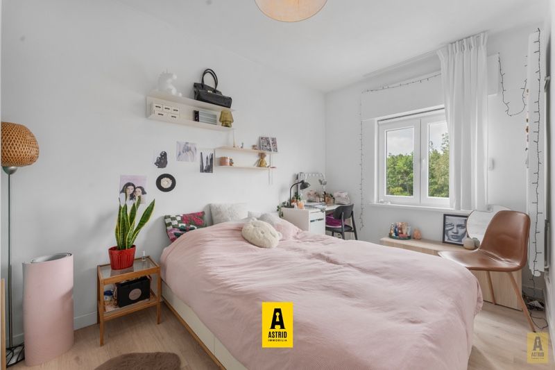 Instapklare woning met zonnige tuin en zicht op groen! foto 14