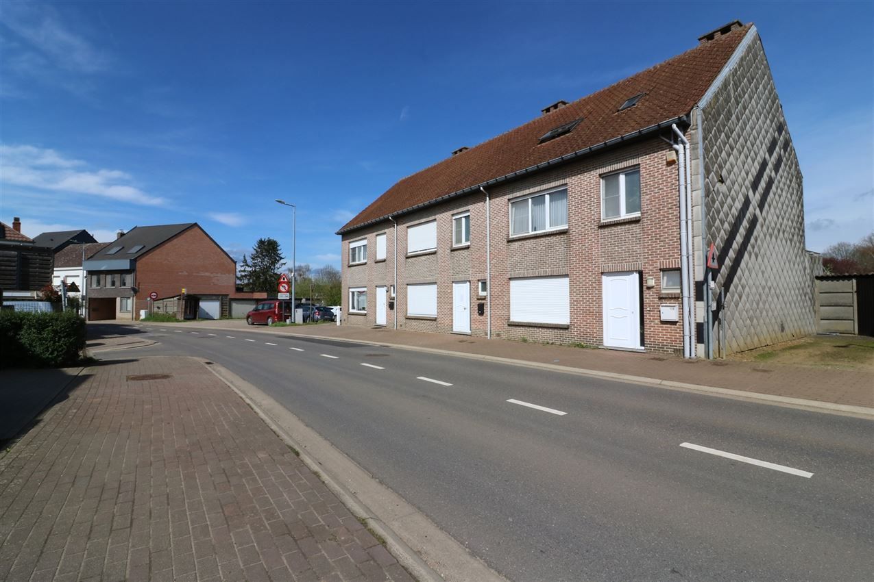 Gunstig gelegen woning met 4 slpk., tuin en garage foto 1