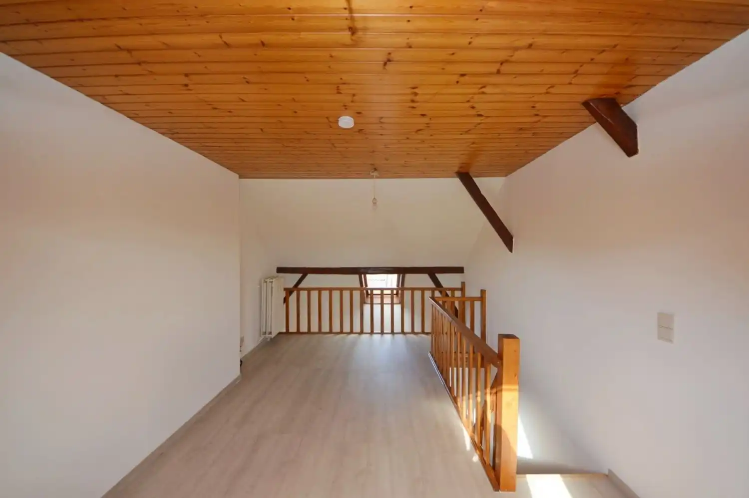 Kwalitatief verhuurde investeringseigendom 5 APP. EN 5 GARAGES in het centrum van Ninove foto 31