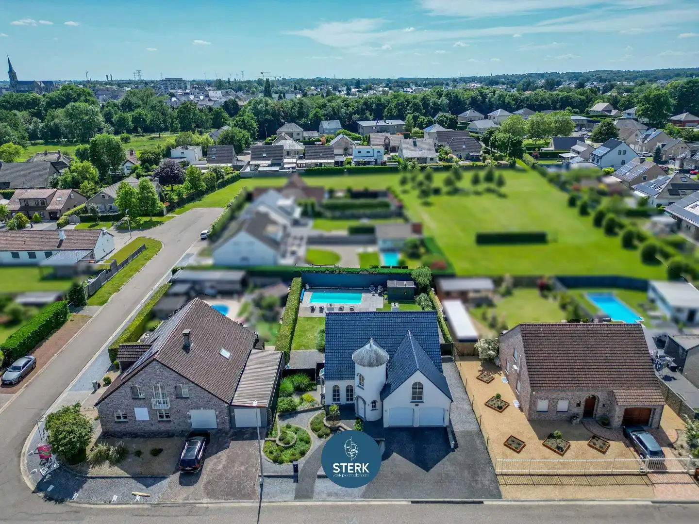 CHARMANTE VILLA (EPC LABEL B) MET ZWEMBAD OP EEN TOPLOCATIE TE LANAKEN ! foto 4