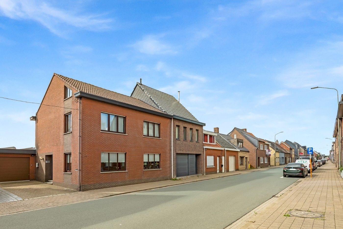 Gigantische, oerdegelijke woning met 4+ slpk., oprit, garage en west-tuin foto 33
