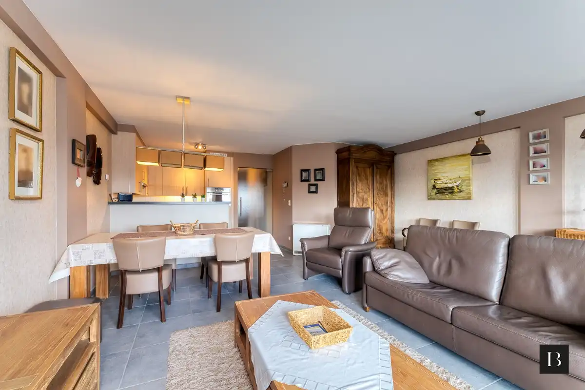 Instapklaar appartement met groot zonneterras aan de haven foto 7