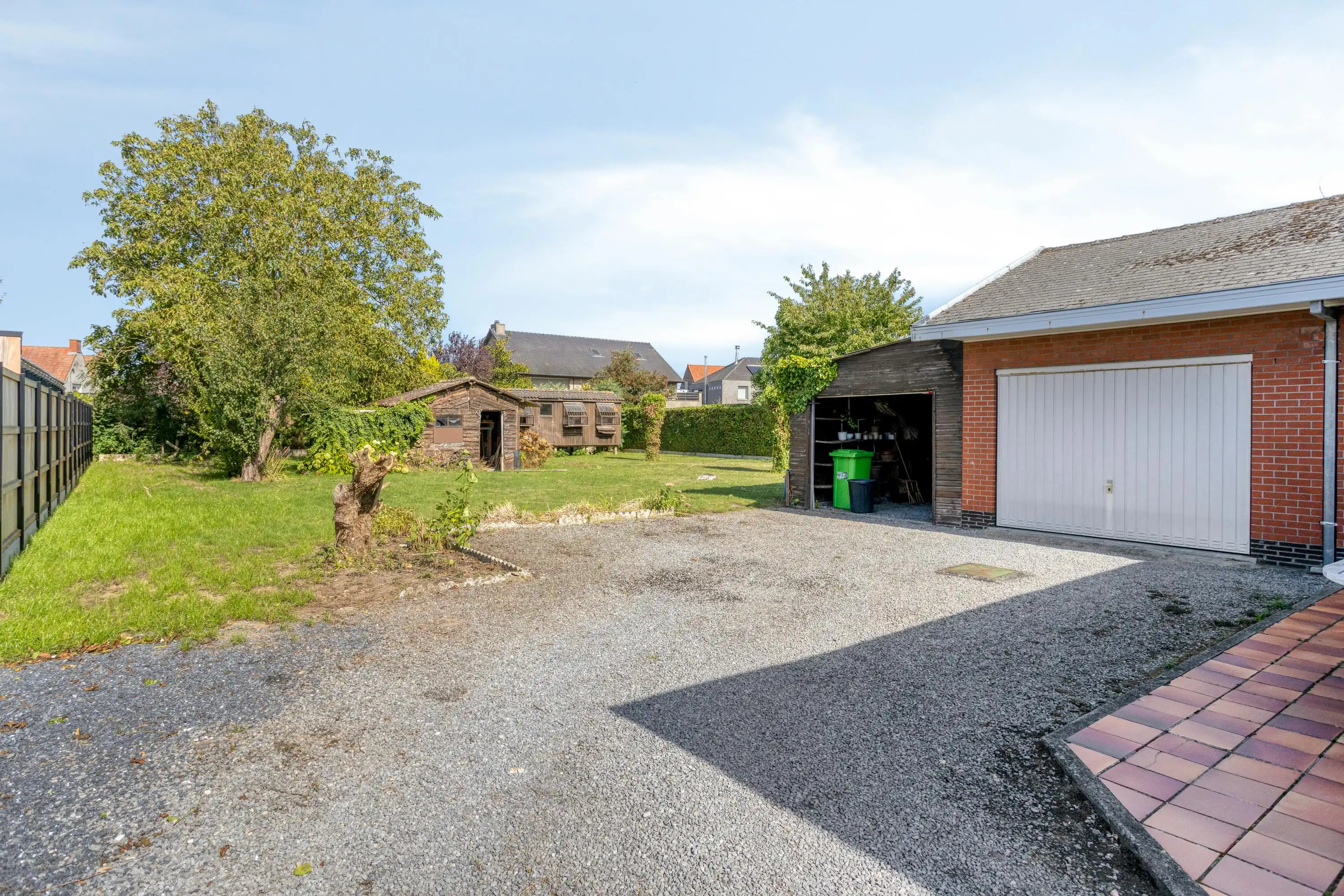 Alleenstaand huis op prachtig stuk grond van 1.037m² in Dentergem foto 18