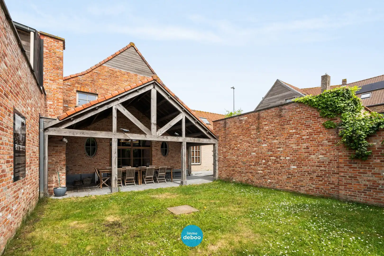 Uitzonderlijk ruime polyvalente woning met zuidgerichte tuin foto 5