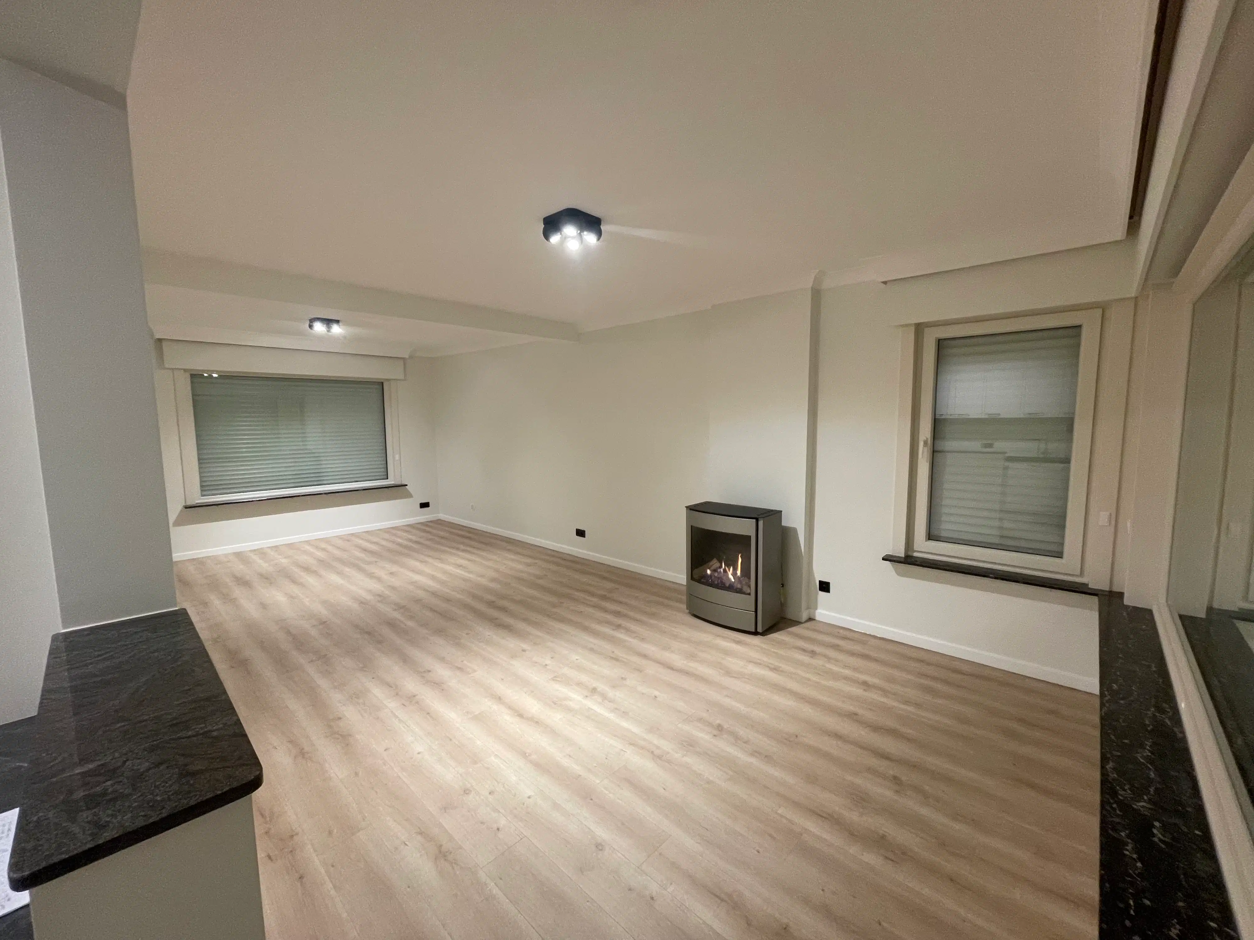 Vernieuwde woning te huur Deerlijk met grote tuin foto 5
