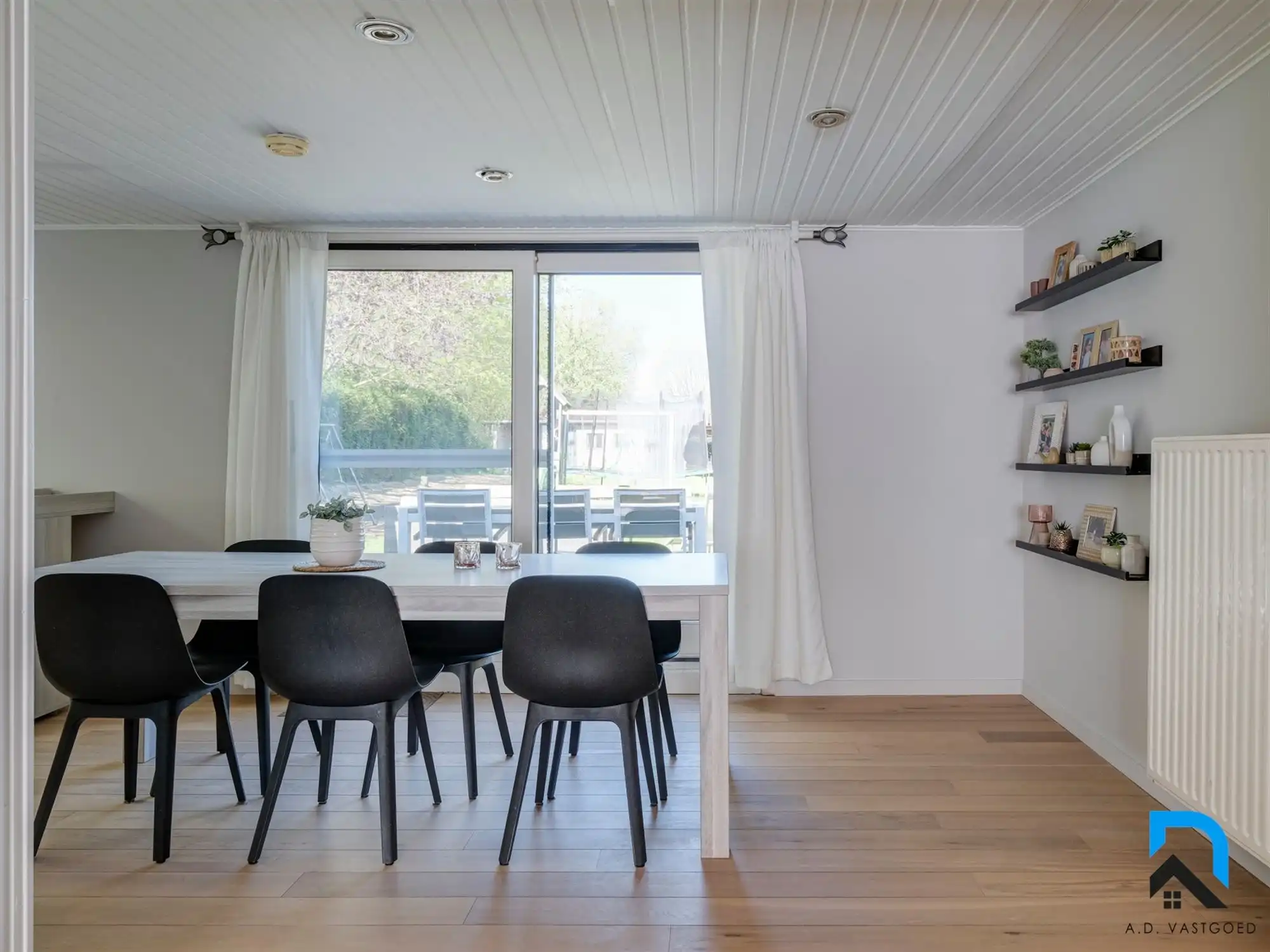 Halfopen bebouwing met grote tuin in Beverst foto 15