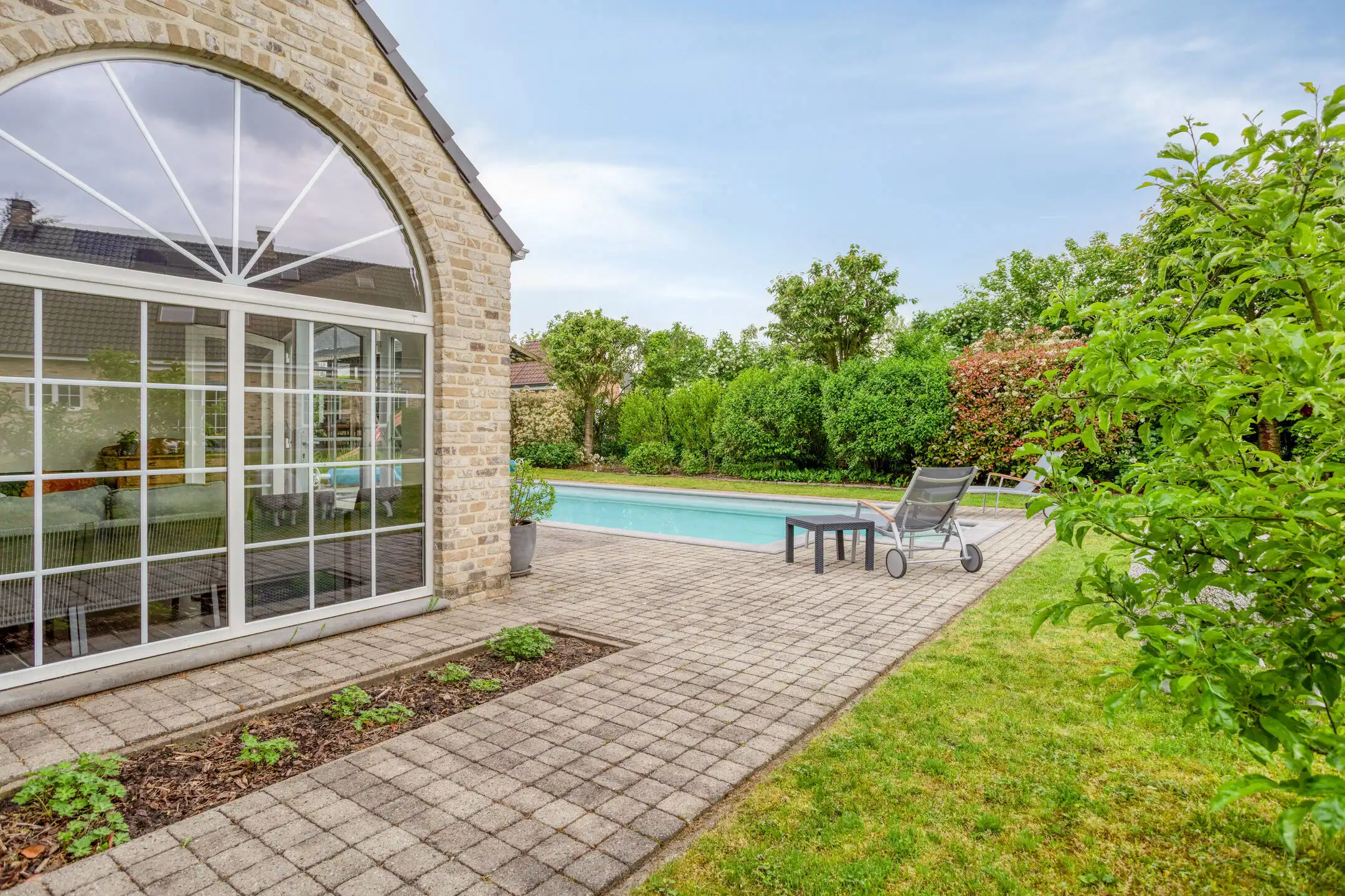 TOP onderhouden villa op uitzonderlijk perceel foto 33