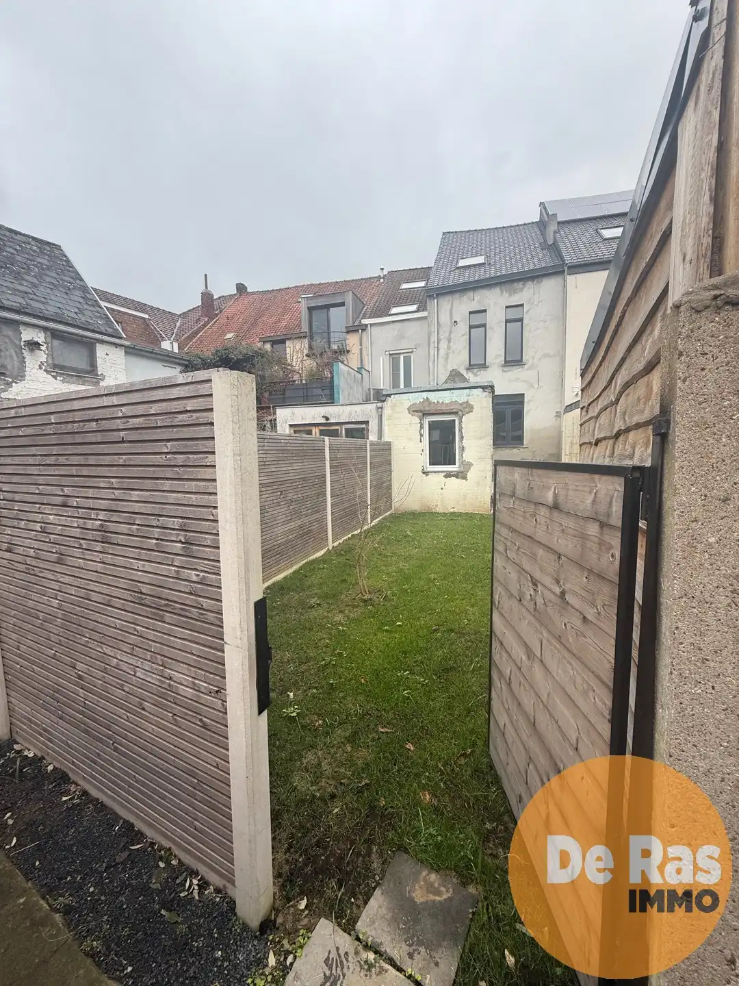 ZOTTEGEM - Karaktervolle stadswoning met tuin in Zottegem foto 8