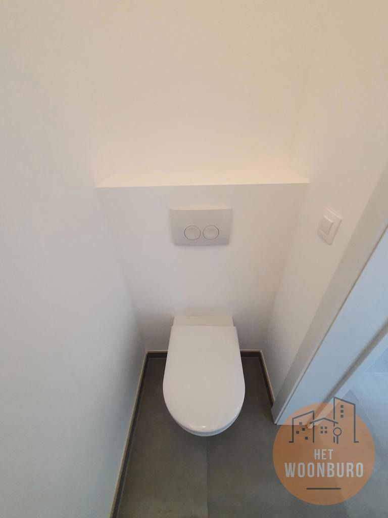 Nieuw appartement 2e verd. met terras en staanplaats foto 7