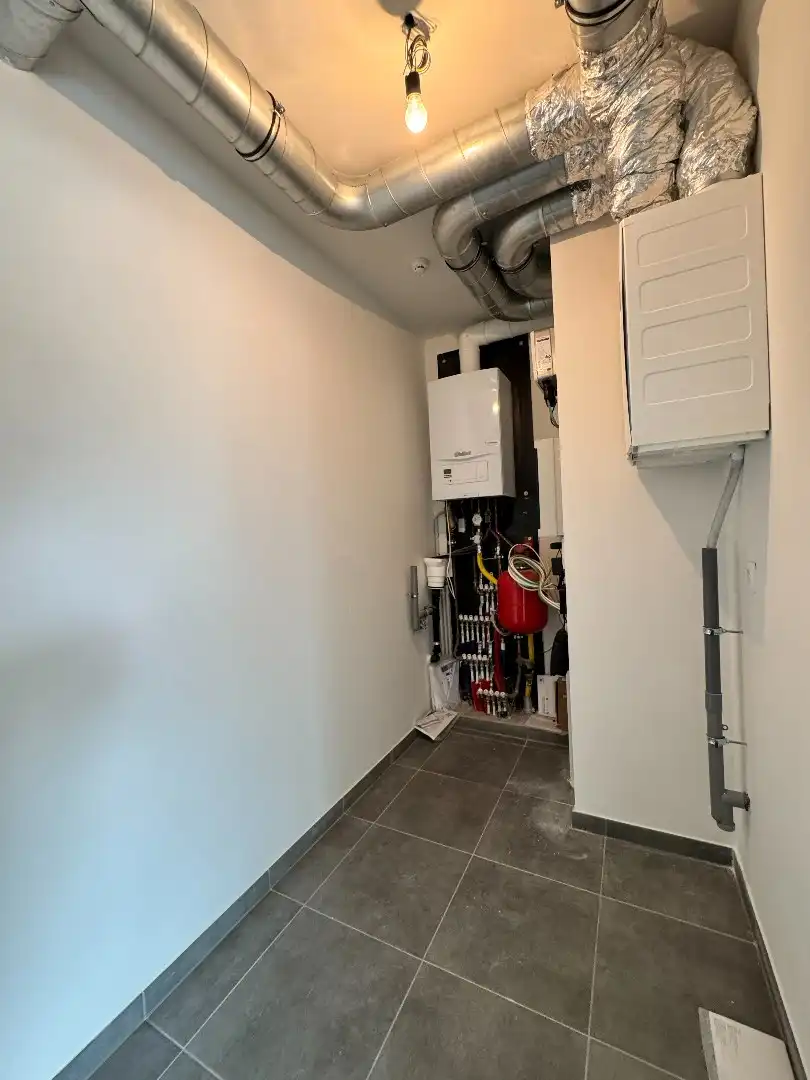 Appartement met 1 slaapkamer en parkeerplaats te Westrozebeke foto 10