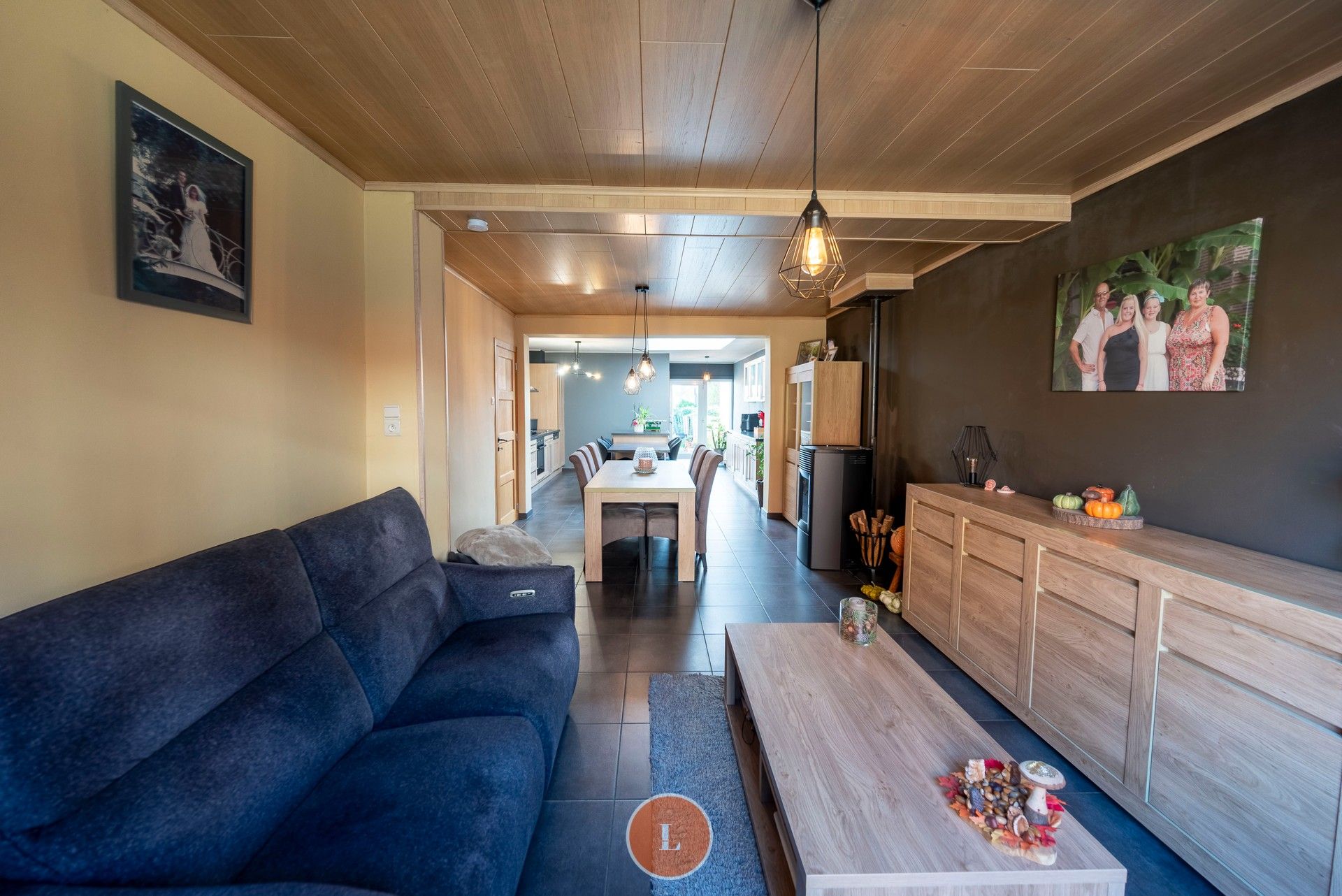 Gezinswoning met 3 slaapkamer en tuin in Wervik. foto 2