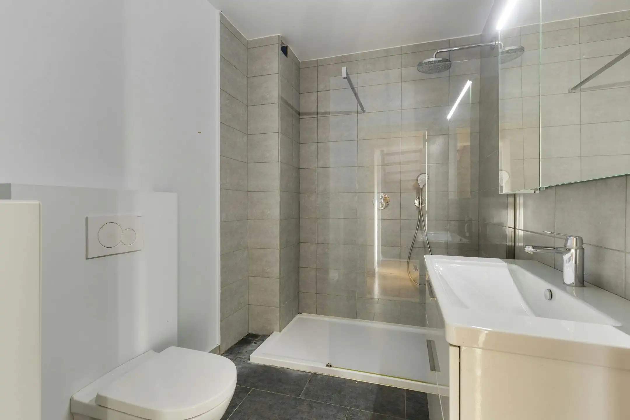 Ruime gezinswoning met 5 slaapkamers te koop in Brugge foto 12