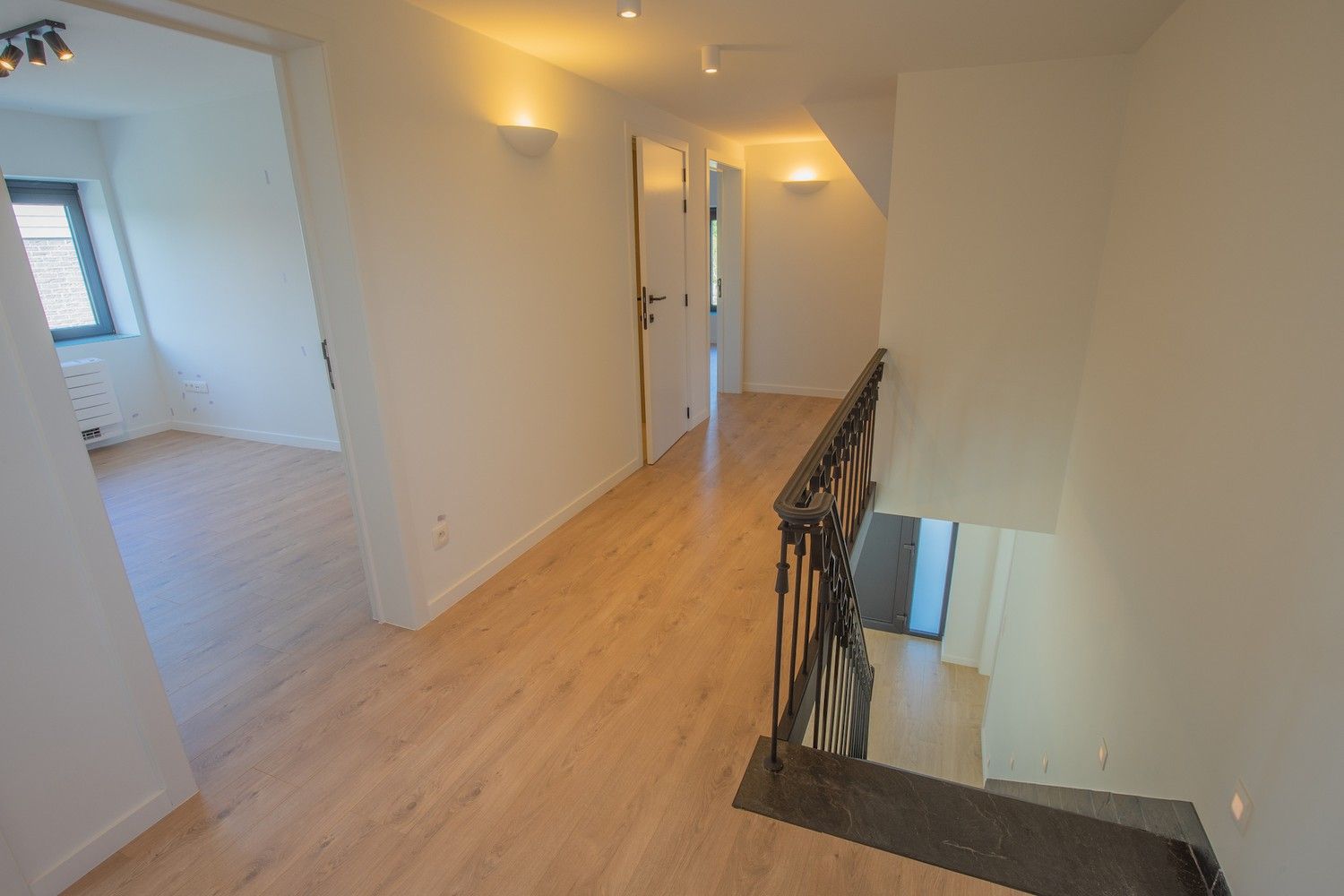 Exclusieve vernieuwbouwvilla met 5 slaapkamers en ruime tuin in Ramsel foto 14