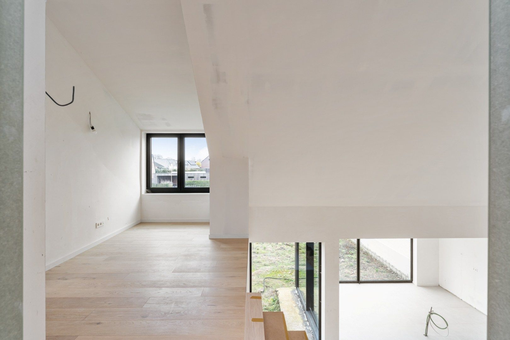 Exclusieve halfvrijstaande woning te koop na transformatie van bestaande hoeve naar 2 BEN-woningen!  foto 29