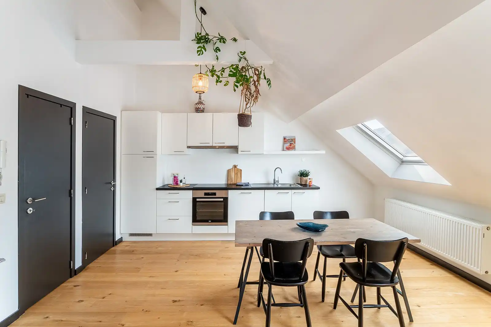 Uw eigen stek in de stad: tof appartement met terras foto {{pictureIndex}}
