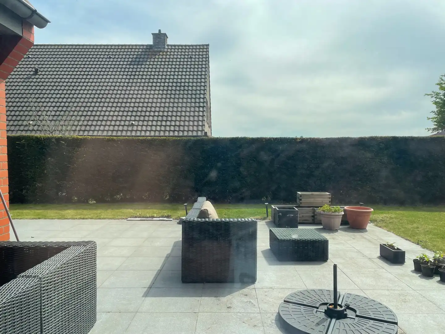Knappe villa met zuidgerichte tuin in rustige straat foto 4