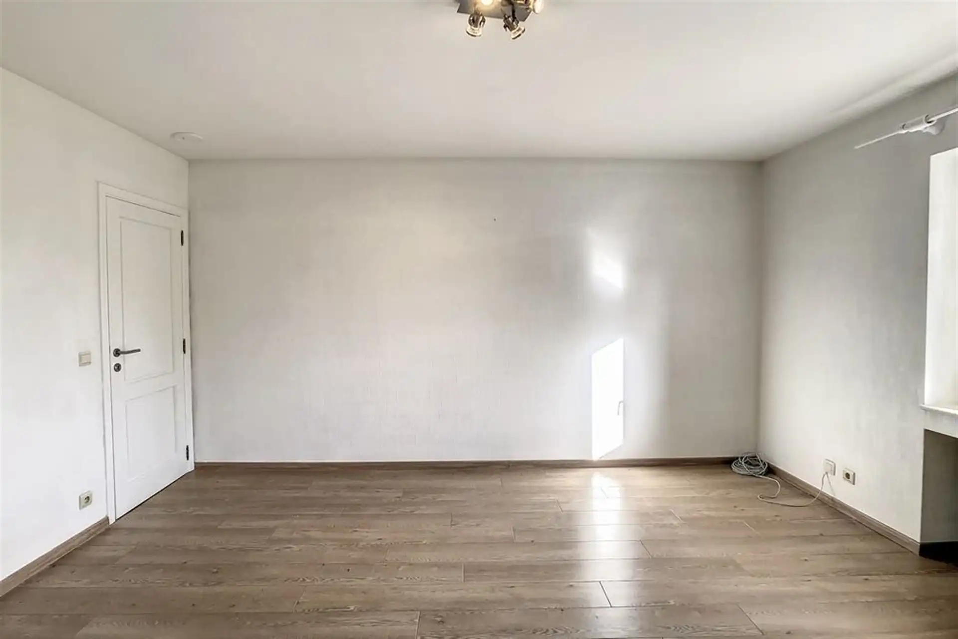 Villa met mooie tuin in rustige straat foto 16