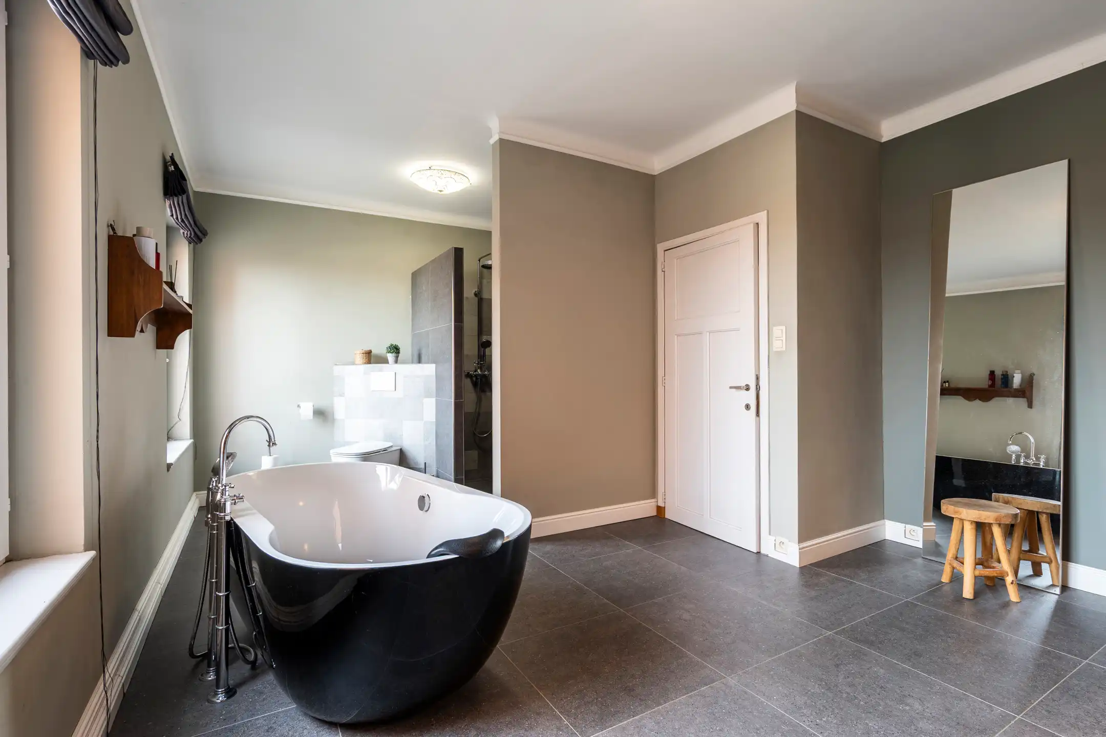 Handelswoning in centrum Weelde op 1.090 m² grond foto 15