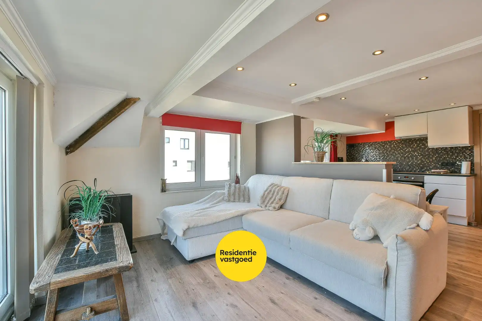 Ruime woning op toplocatie - vlakbij centrum, strand & zee!  foto 6