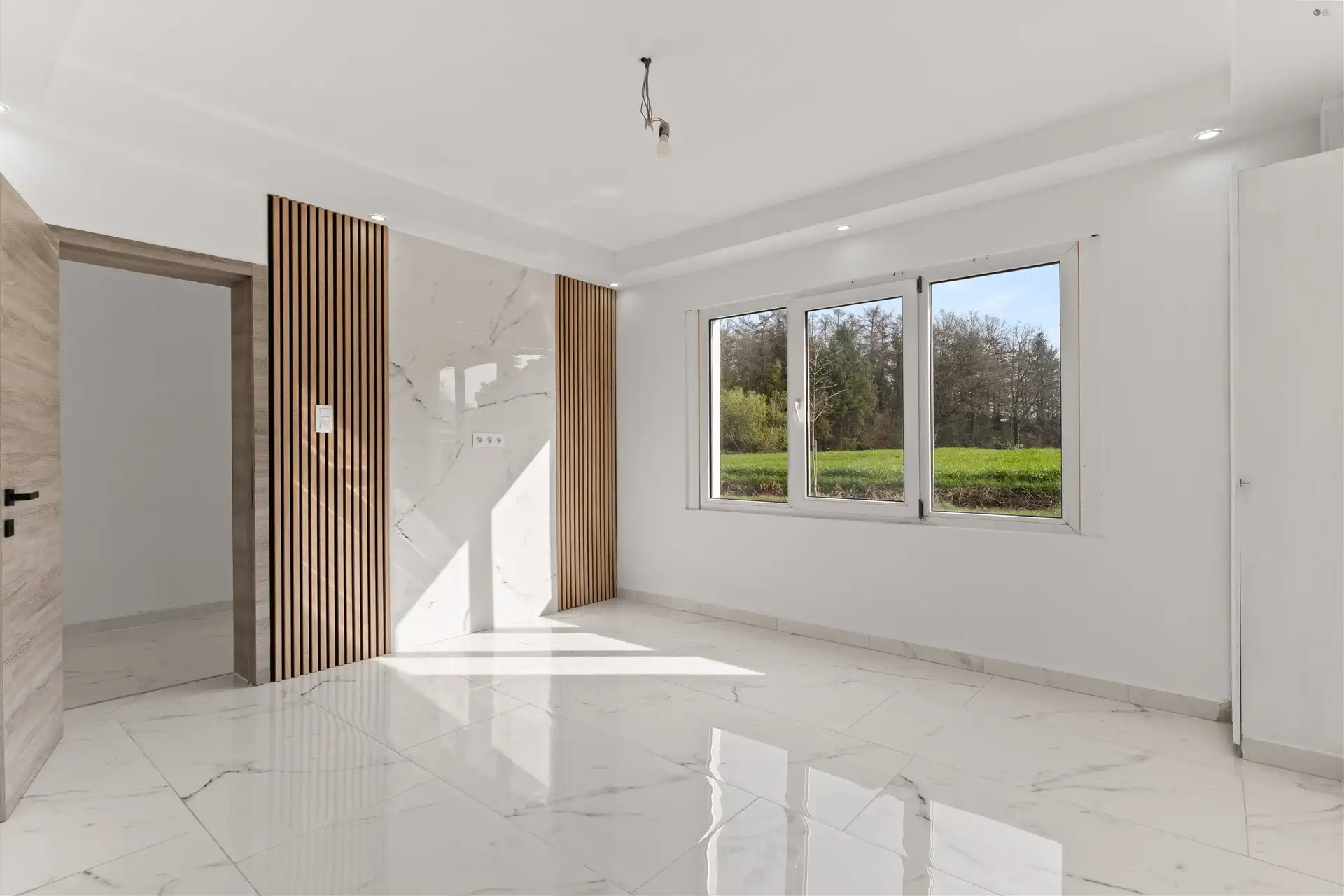 Half open bebouwing met weids uitzicht  foto 3