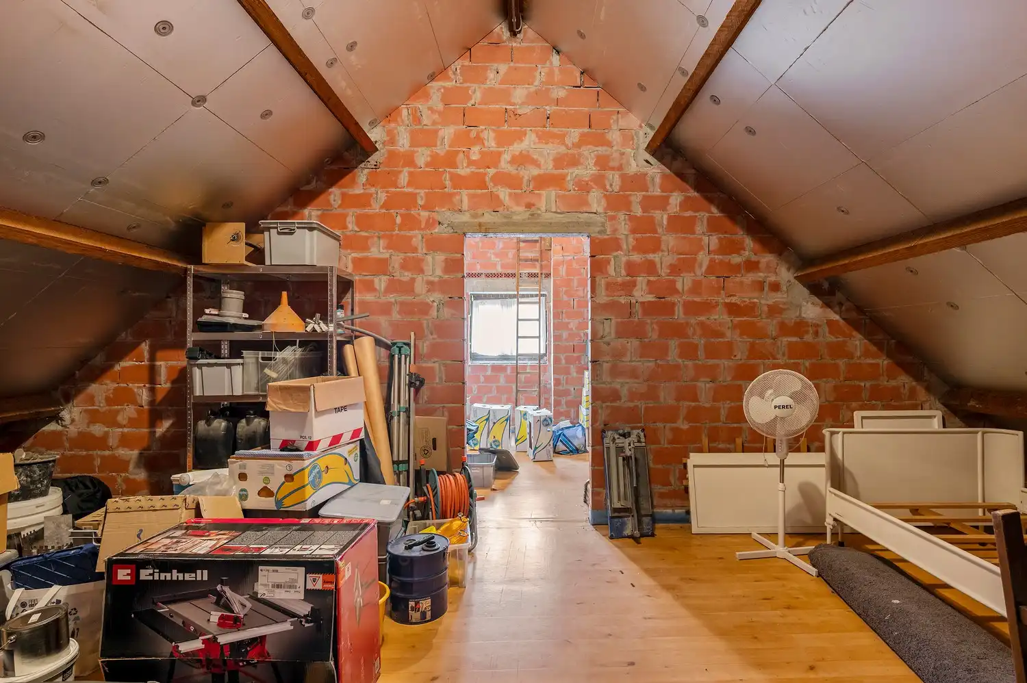 TE KOOP | Ruime halfopen bebouwing met tuin in Booischot. foto 23