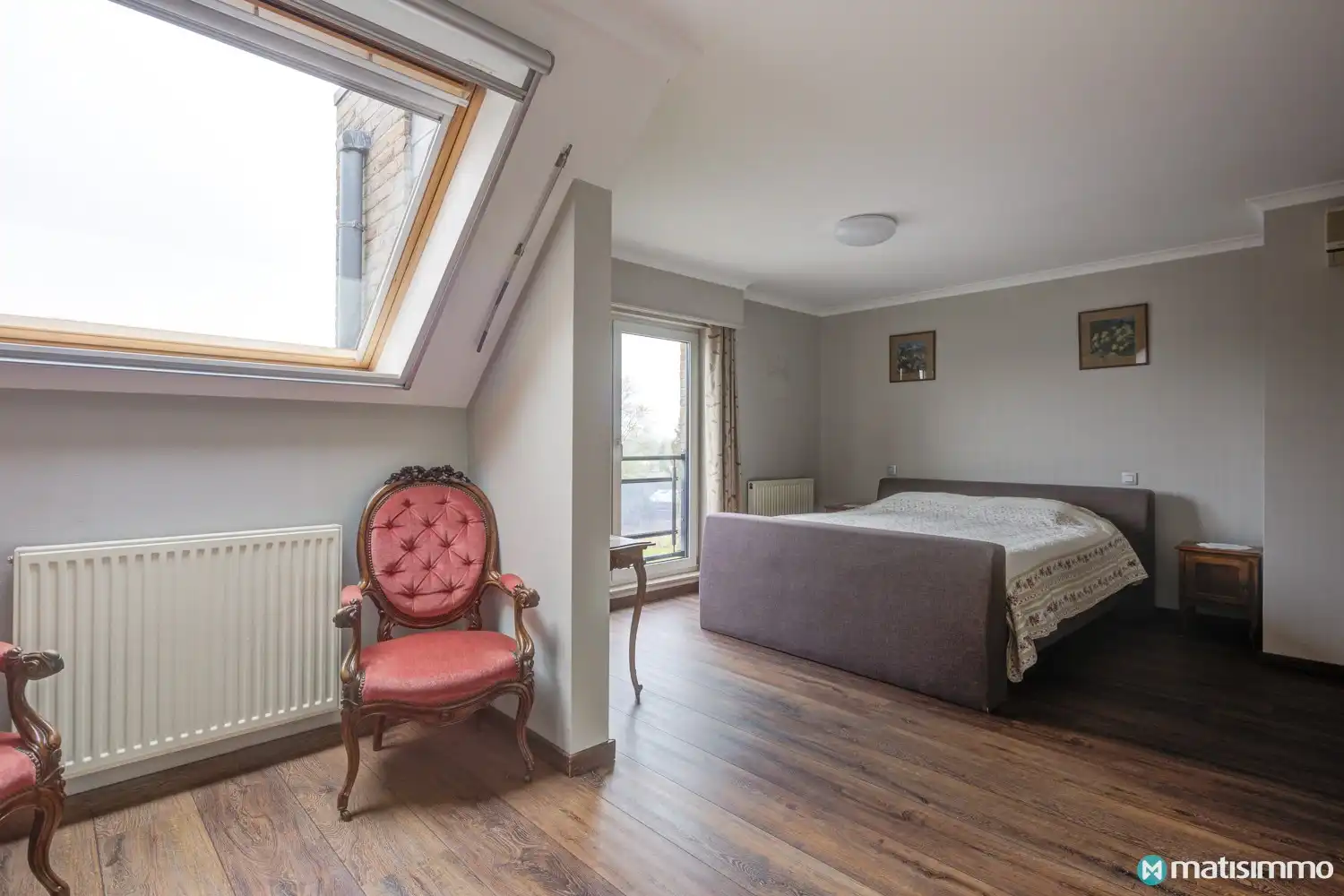 ZEER RUIM ENERGIEZUINIG APPARTEMENT MET 3 SLAAPKAMERS MET PARKEERPLAATS IN HET CENTRUM VAN AS foto 7