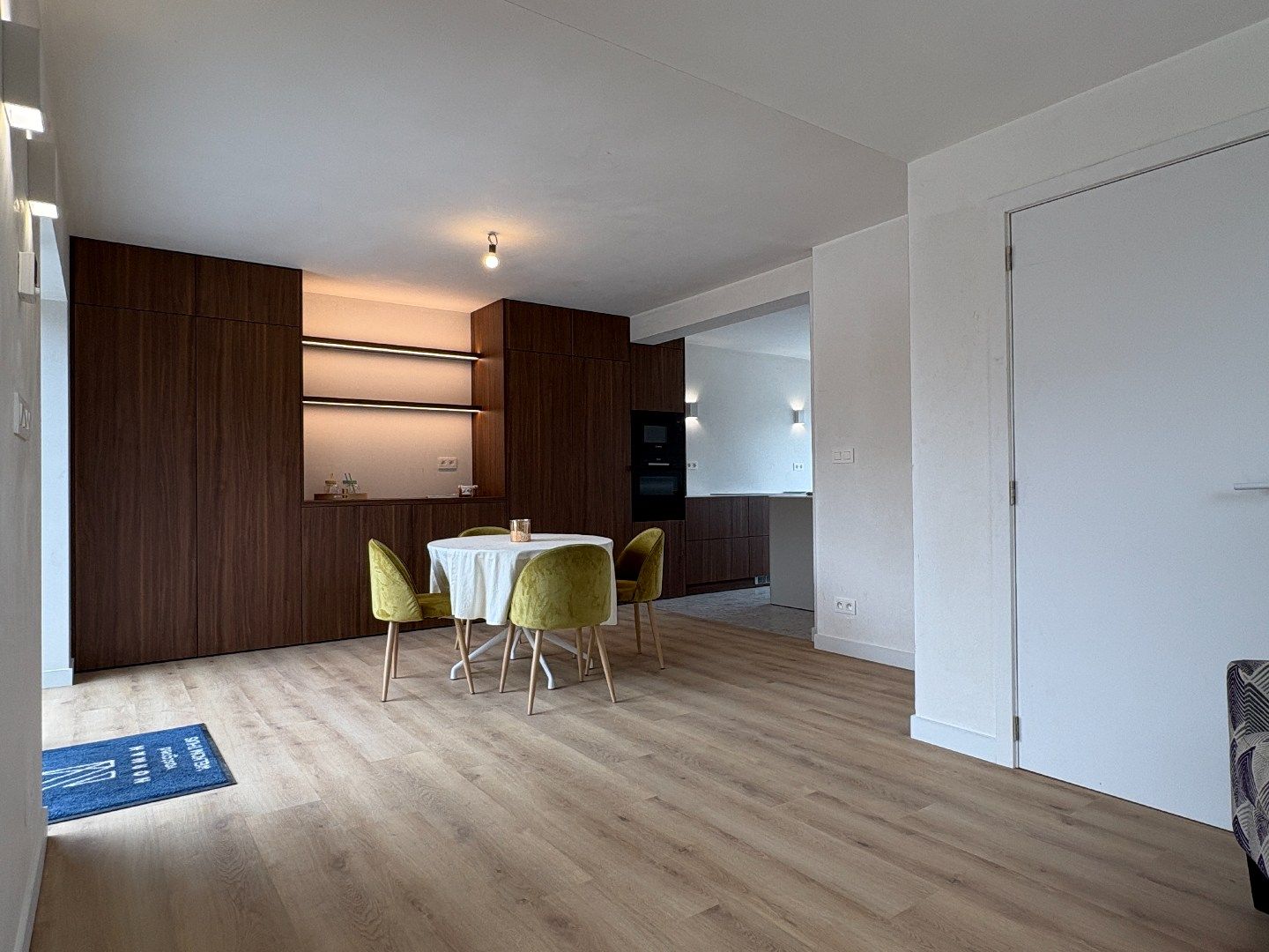 Hoogwaardige totaal renovatie te Kuurne. foto 8