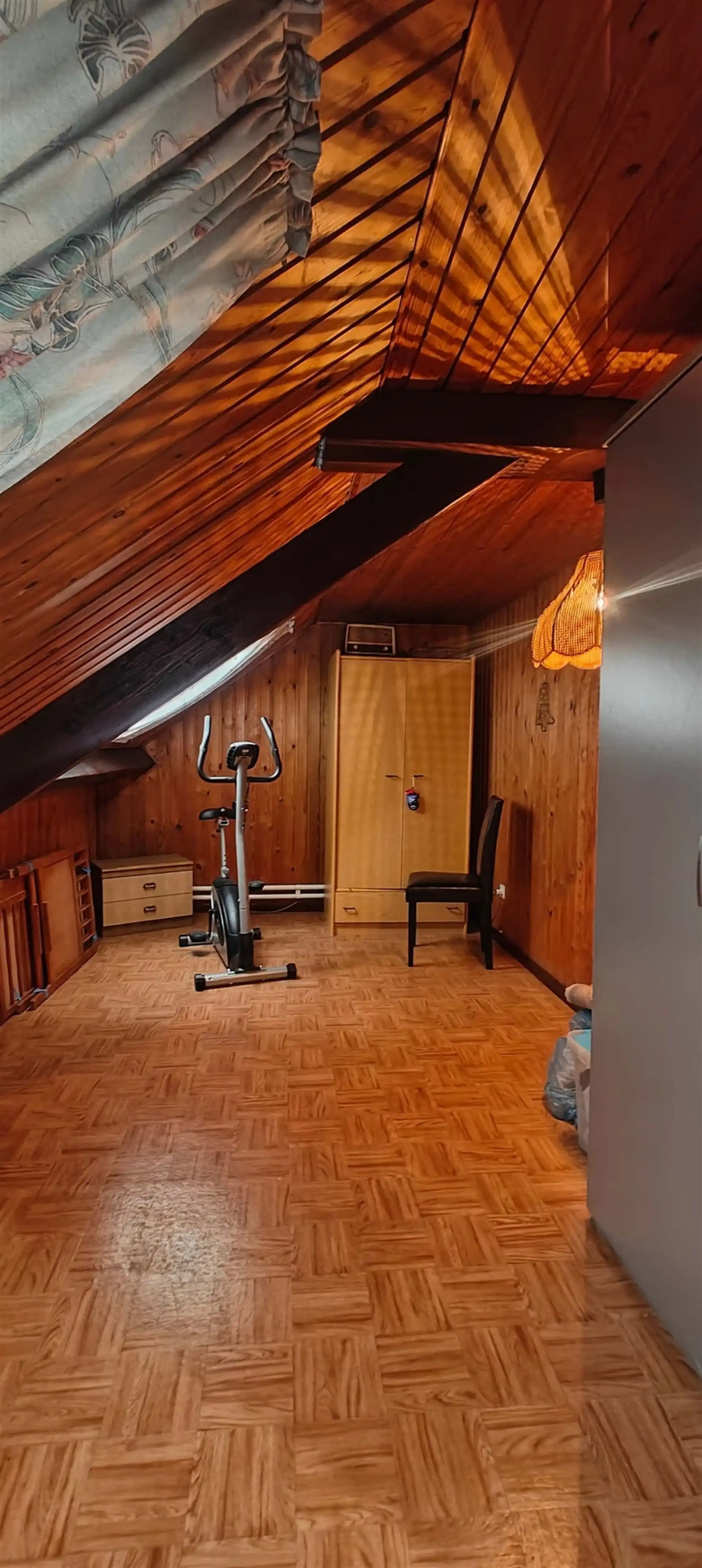 Te renoveren woning met 3 slaapkamers  foto 14