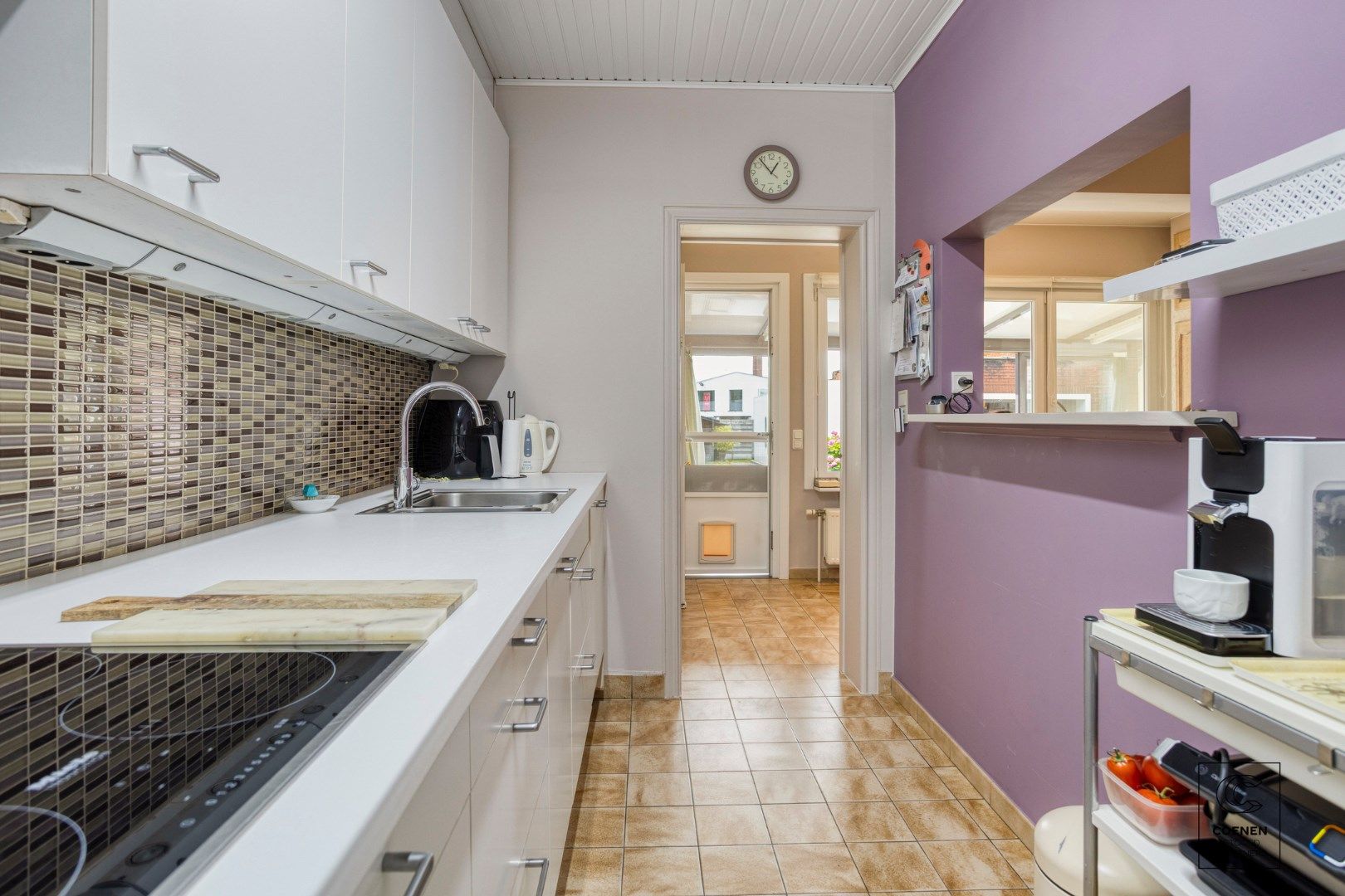 Instapklare woning met 2 slpk, ruime garage en zonnige tuin op TOPlocatie te Wommelgem!  foto 11