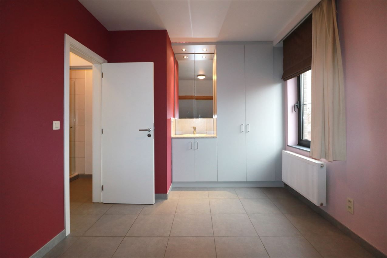 Duplex met 2 grote slpk, zuidterras, nabij station foto 22