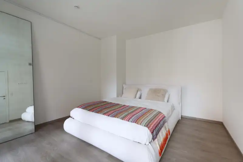 SERVICEFLAT MET GEZELLIG TERRAS foto 8