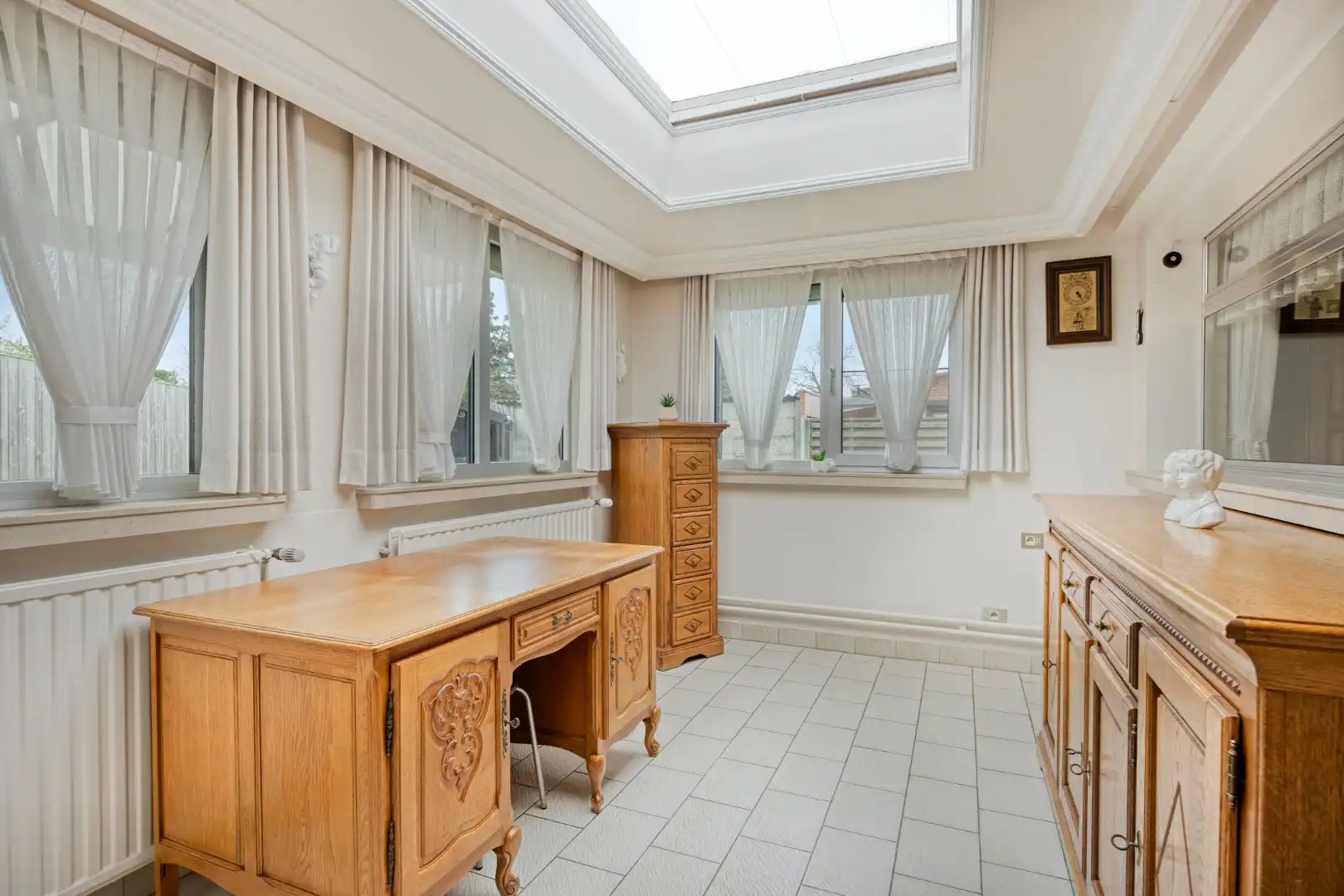 Ruim ingedeelde gelijkvloers woning op een mooi breed perceel van 812 m². foto 14