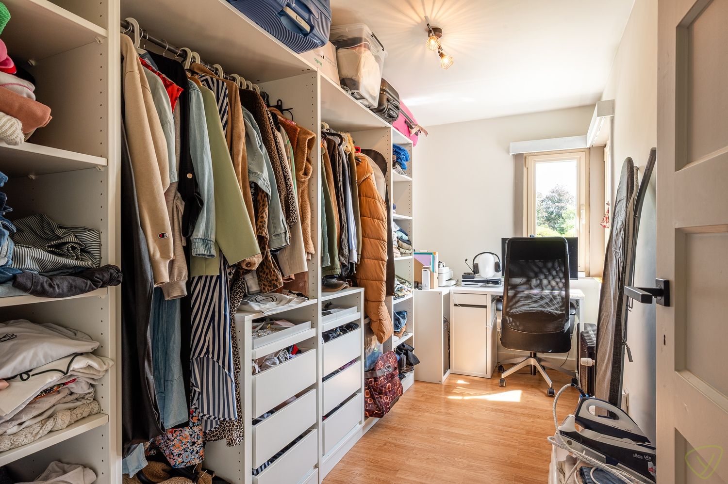 Instapklare woning met tuin en vlakbij het centrum van Eeklo foto 14