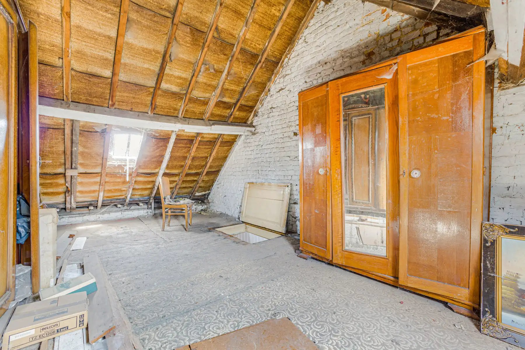 Goed gelegen te renoveren woning met twee slaapkamers foto 9