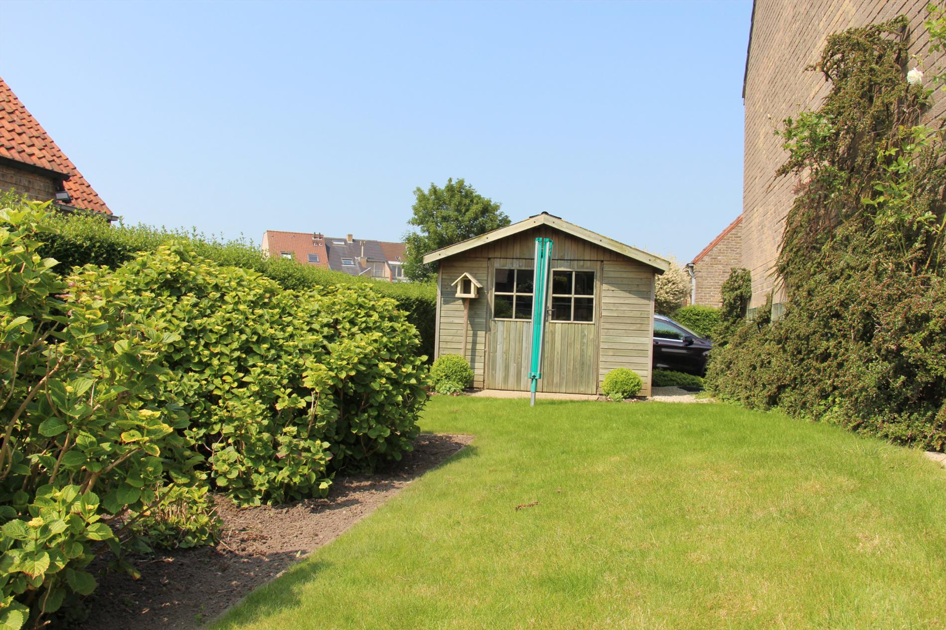 Zeer kwalitatieve villa met zongerichte tuin en grote garage foto 22