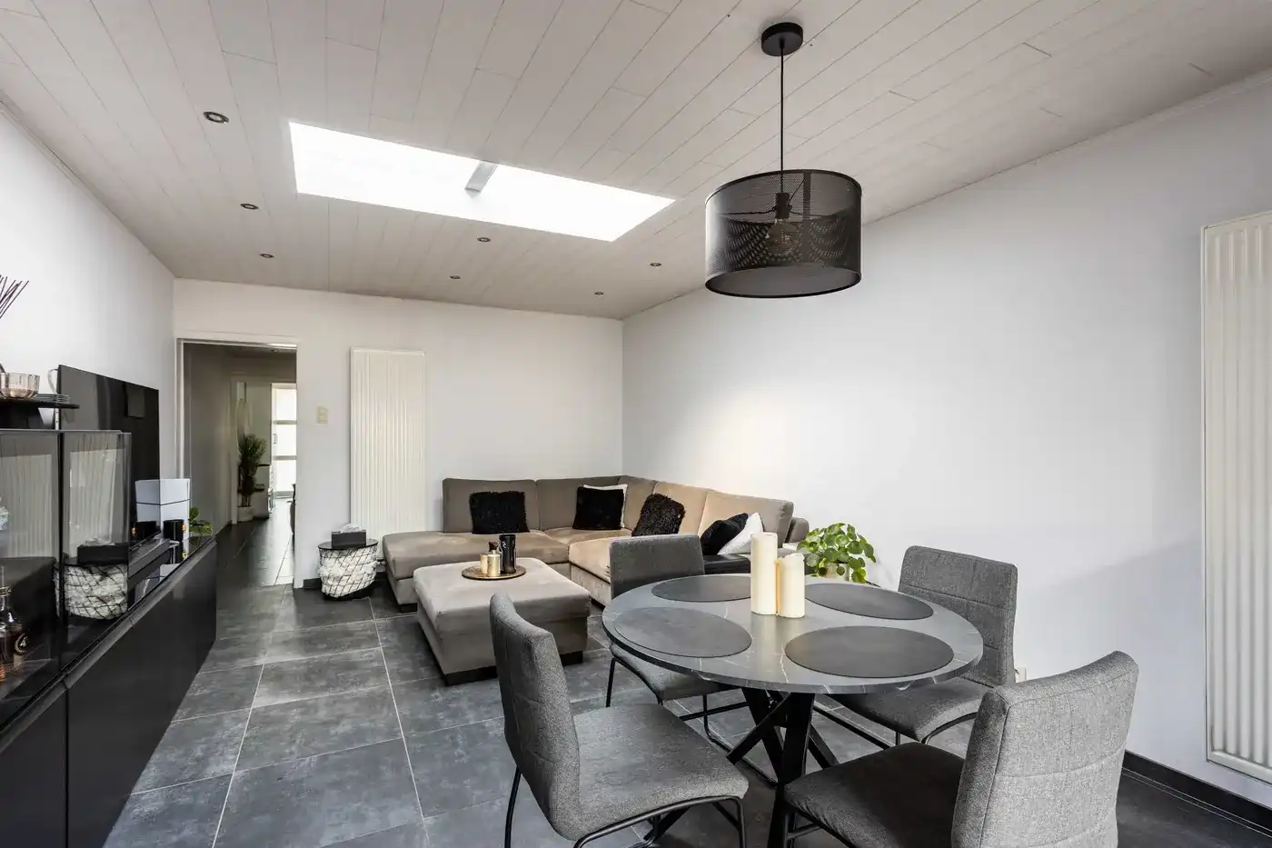 Instapklare, vernieuwde woning op rustige locatie! foto 4