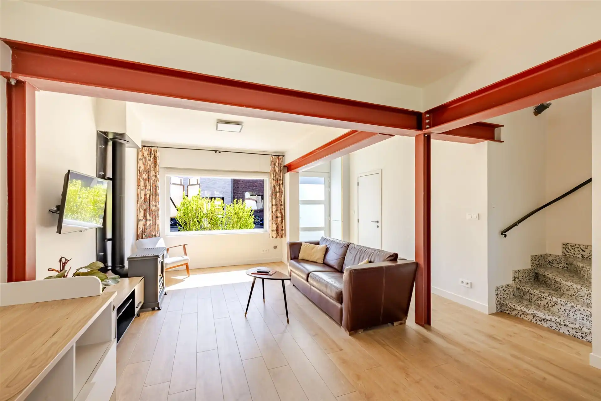 Energiezuinige gezinswoning met mooie tuin foto 4